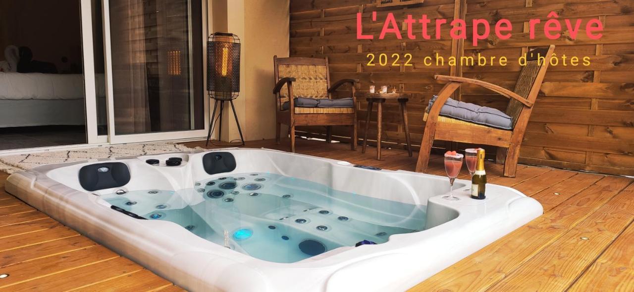 Magnifique Cottage Haut De Gamme Avec Jacuzzi L'Attrape Reve Les Plantiers Exterior photo